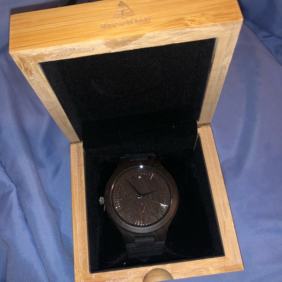 Watch - Picture 3 of 6